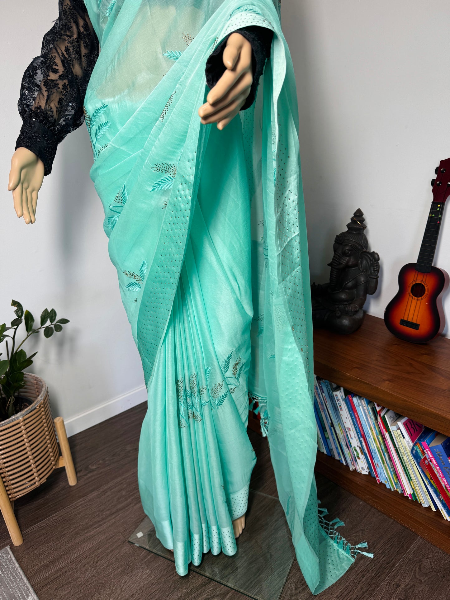 Single piece chiffon saree