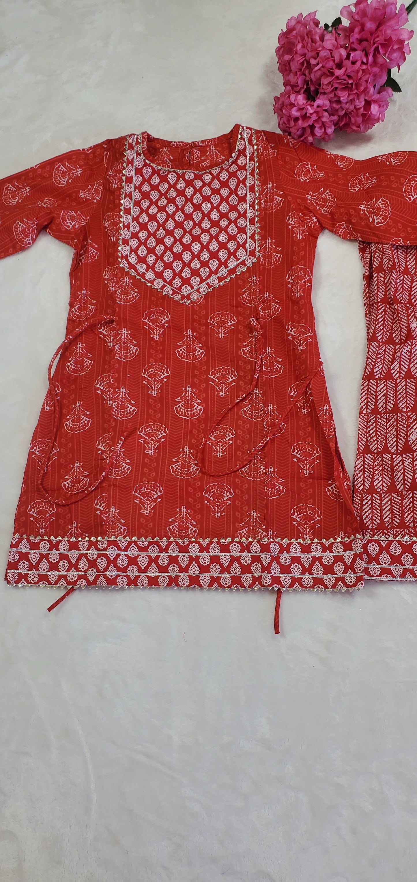 Girls kurtha