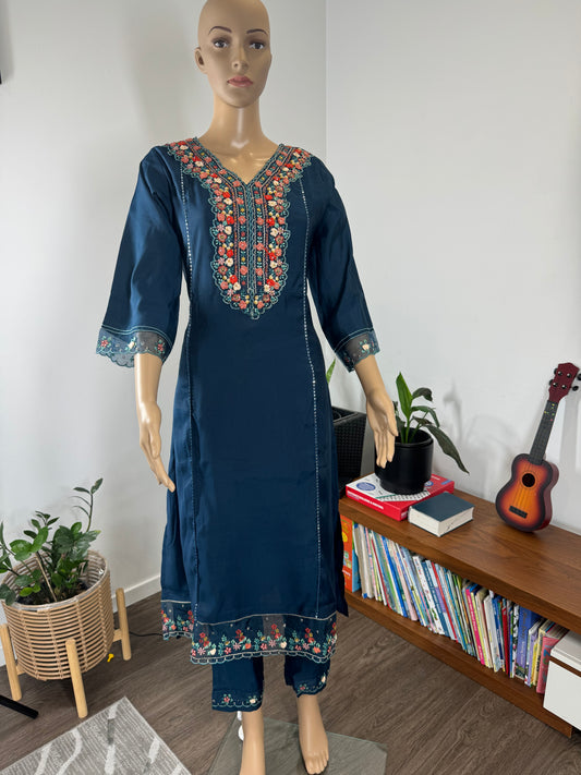 A line kurtha set
