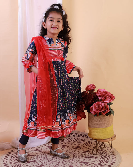 Girls anarkali set