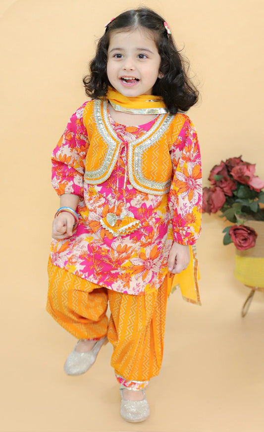 Girls kurtha set