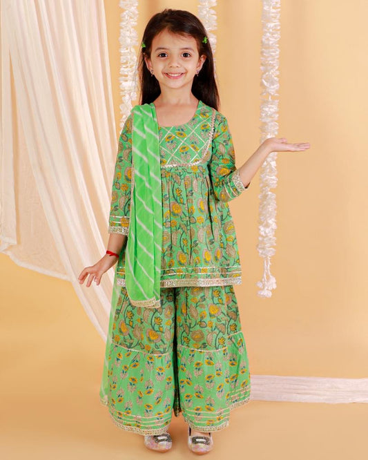 Kids sharara